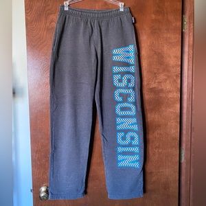 Wisconsin straight sweatpants with drawstring